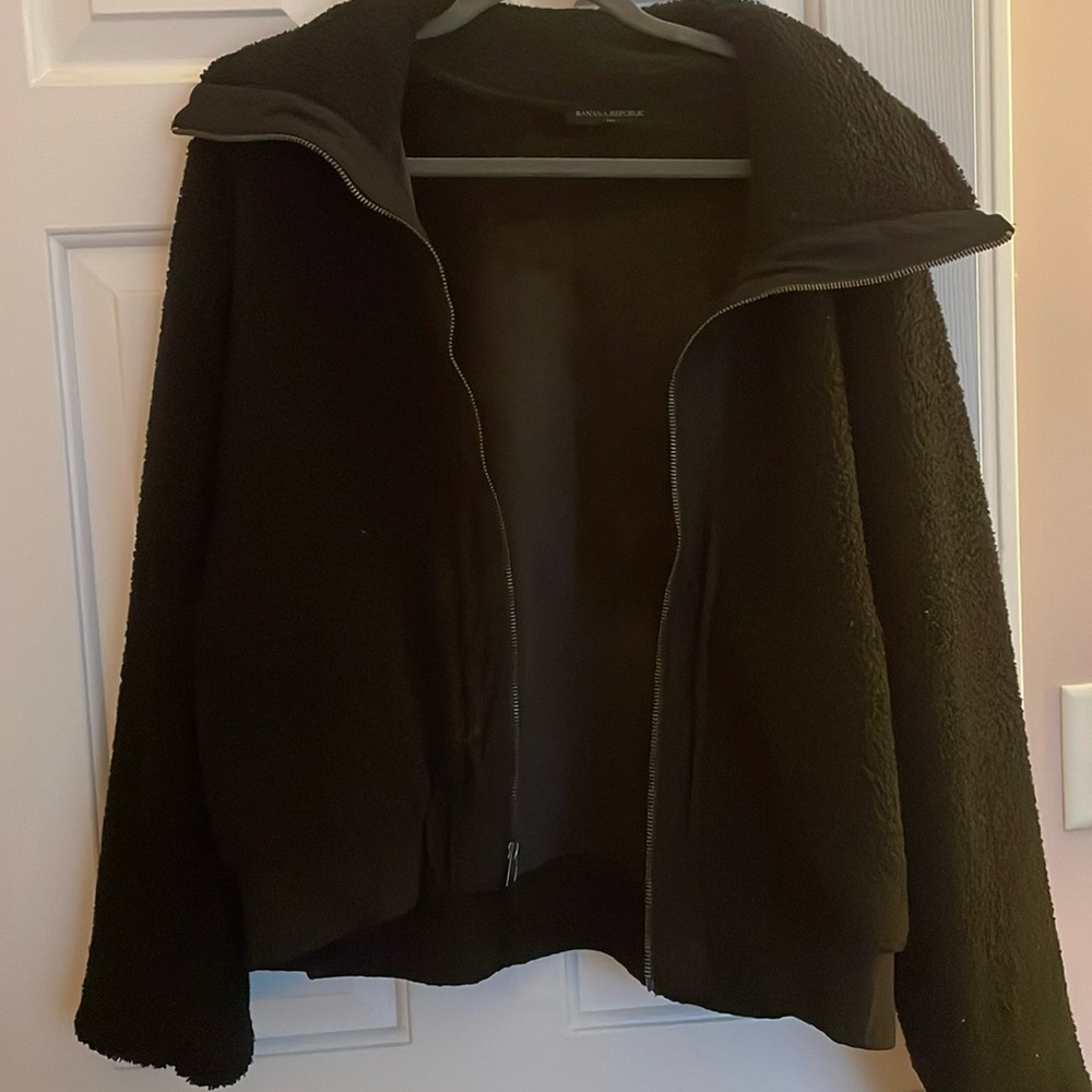 Cozy sherpa/ velour bomber style fleece jacket—a snuggly hug til spring comes!